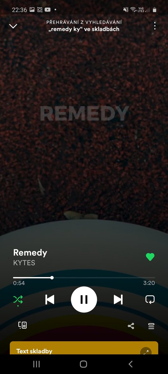 AnySpackova's tweet photo. @kytesmusic  i just heared  this song play in a czech bar randomly. And wow they are so good I am crying 😭😭 happy I discovered  them. https://t.co/rEoryRTPxR