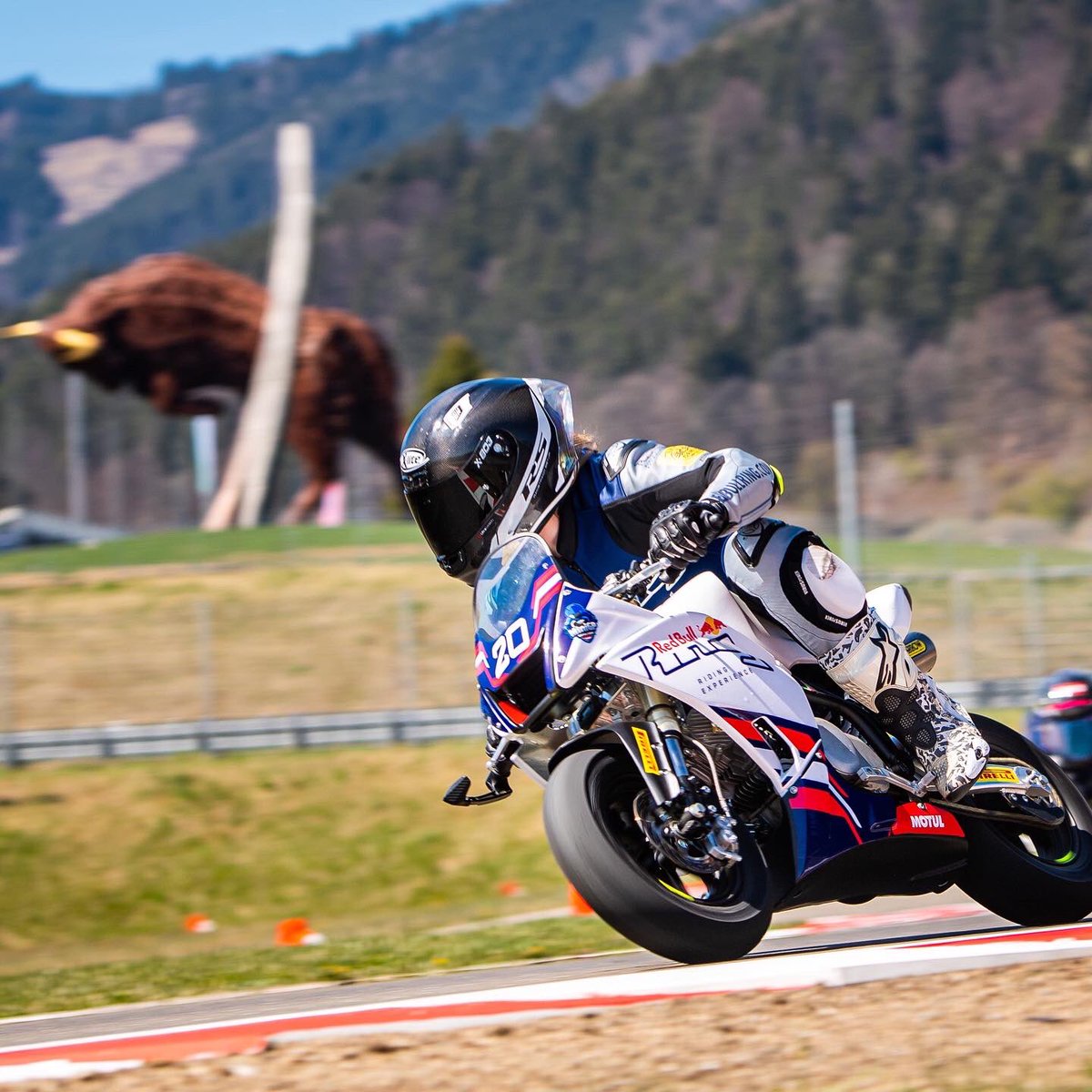 motominiws's tweet photo. 🏍️ Welcome to #FIMMiniGP Austria Series Rollout Day 🔥 

the Red Bull Ring was the stage for the presentation of this competition on the road to the FIM MiniGP World Final 🔝 

Action starts on May 1st with the first tests ⏱

#RoadToMotoGP🏁 https://t.co/acyxfB1EvE