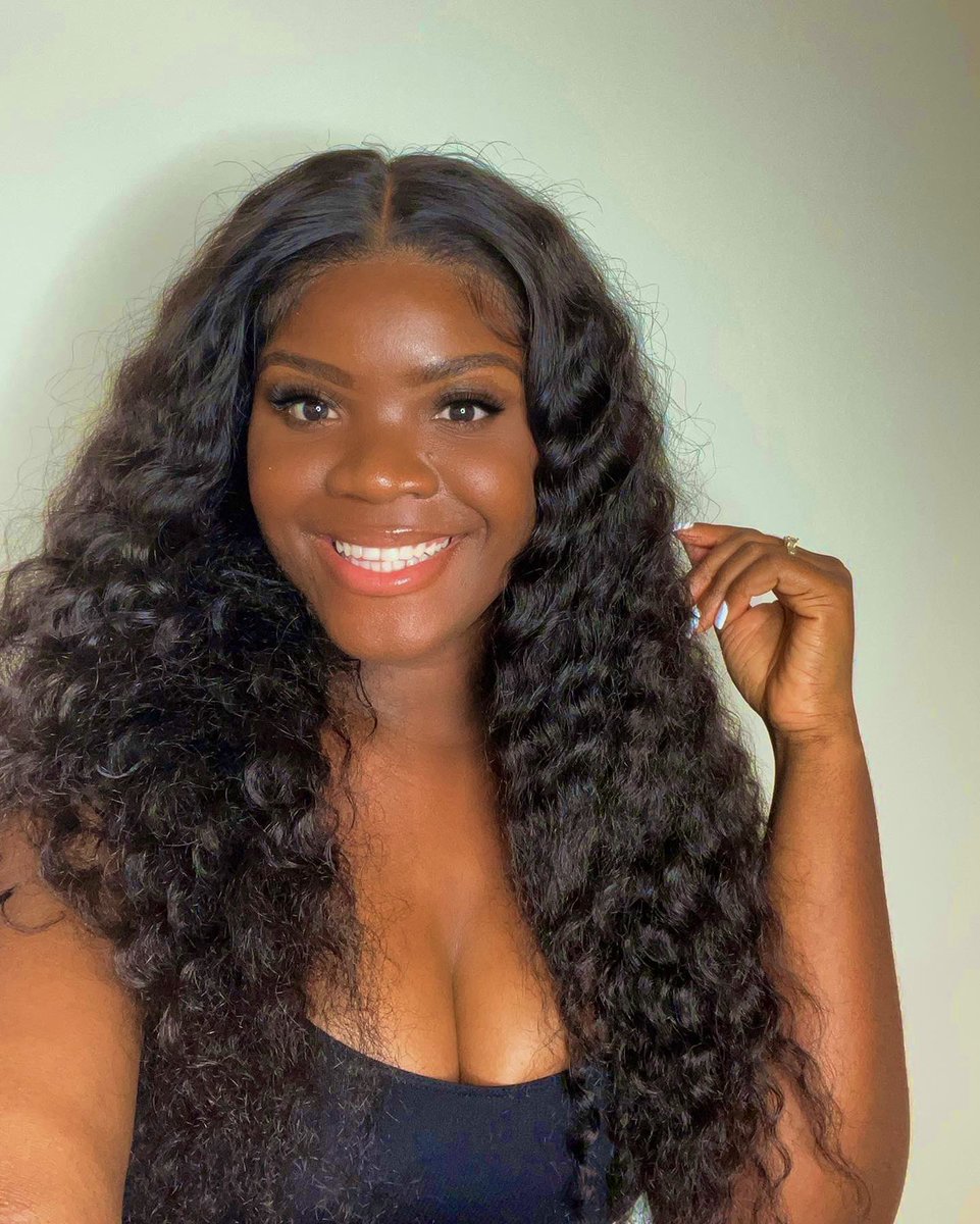 LydiaYonly's tweet photo. Fine Wine 🍷 👑🤎💍🇱🇷
#LydiaYonlySpeaks #LiberianBloggerLydiaYonly #LiberianBlogger #LiberianGirl #Entrepreneur https://t.co/I97k5YePQM