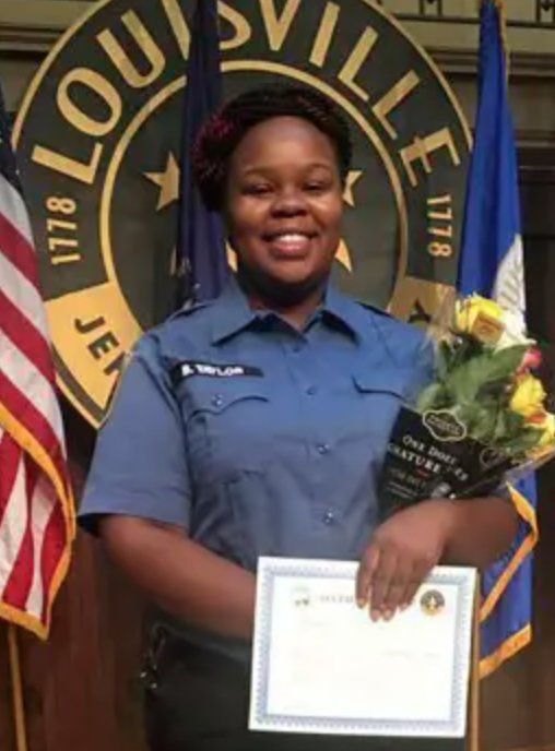 ShauntriceBlack's tweet photo. (FY) 2020 @louisvillemayor budgeted $186 million for #LMPD
FY 2021: $200 mill
FY 2022: $220 mill

Greg Jr (@RunWithCraig) wants more corrupt cops

-Jail averages 1 death every 2 weeks
-75% of crimes go unsolved
-LMPD beat peaceful protestors

#DefundLMPD
https://t.co/fk4g8WiiZq https://t.co/CpqIXFpad8