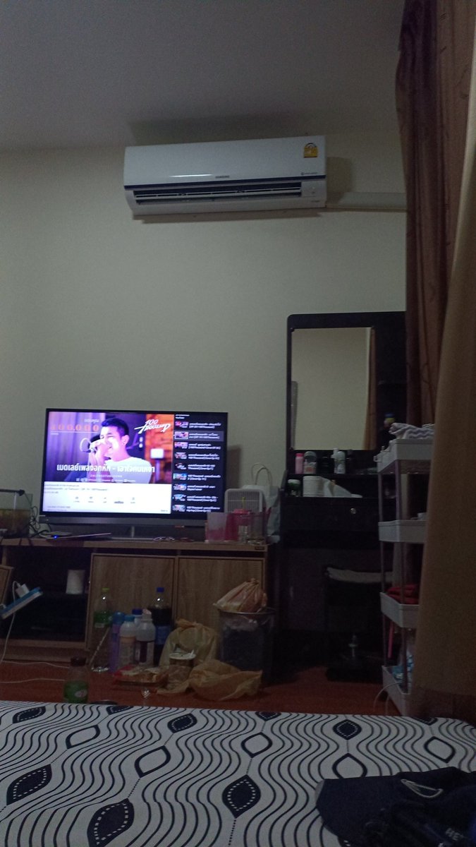 5647Kio's tweet photo. @Bebies14 @d5FUHrB76gbYWwG @JDunOnline @LadapaMassage ห้องผมว่างวันนี้ว่างป่ะ https://t.co/njEfdBxY7y