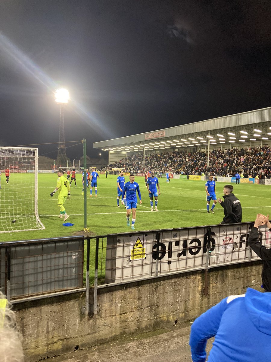 FinnHarpsFC's tweet photo. BOHS CANT STOP US

THE REFS CANT STOP US

UP THE HARPS https://t.co/p6ZJmbFJ1T