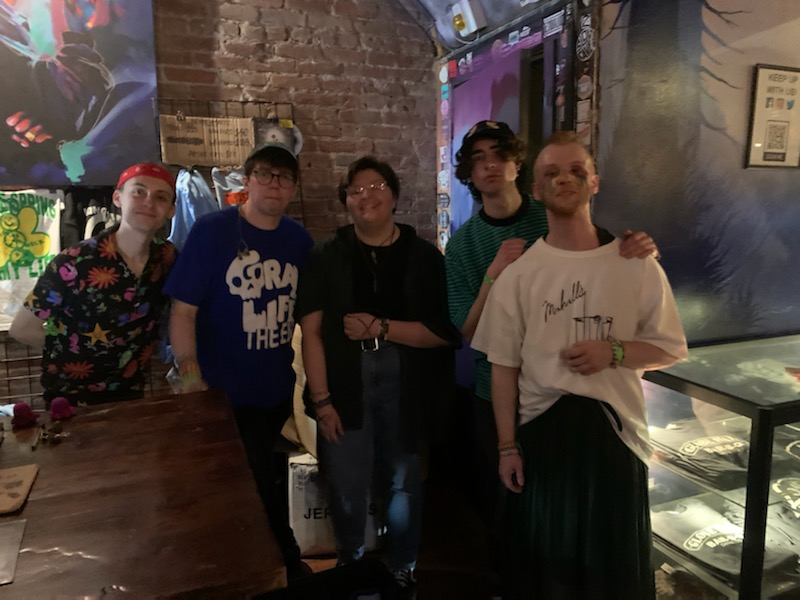 mossstastic_'s tweet photo. happy #bittwtday :D

you all are lovely https://t.co/369NZ0m8Rv