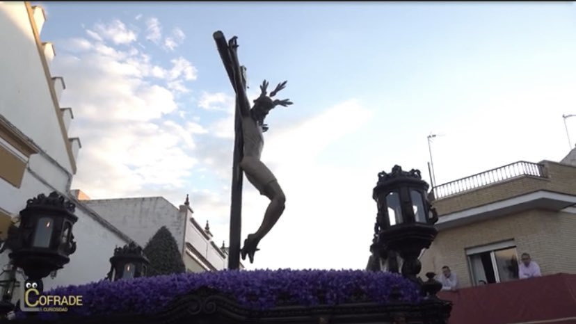 Salida de la <a href="/HdadVeraCruzDH/">Hermandad de la Vera-Cruz (Dos Hermanas)</a> #JuevesSanto #SemanaSanta2022 #SemanaSanta #Cofradias #cofrade #periodismo 

m.youtube.com/watch?v=g_mtta…
