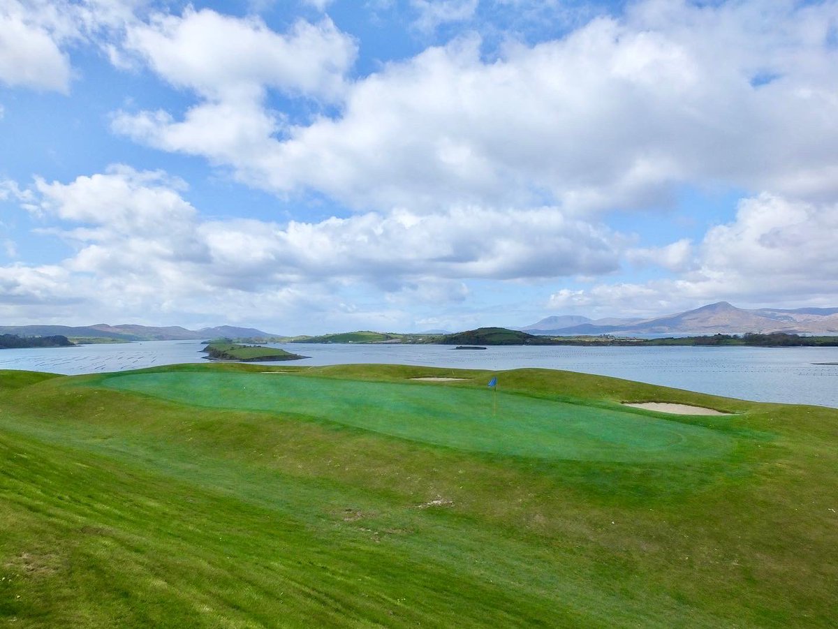 MJGolfGuides's tweet photo. ๐ฎ๐ช BANTRY BAY GOLF CLUB, IRELAND ๐ฎ๐ช
Review and hole-by-hole guide coming in the next two days on my website!
Course vlogs landing next week on YouTube!
@BantryGolfClub @GolfIreland_
#golf #golfcourse #golfcoursereview #golfireland #golfcourseireland #irishgolf https://t.co/Ke9Q6okcEH