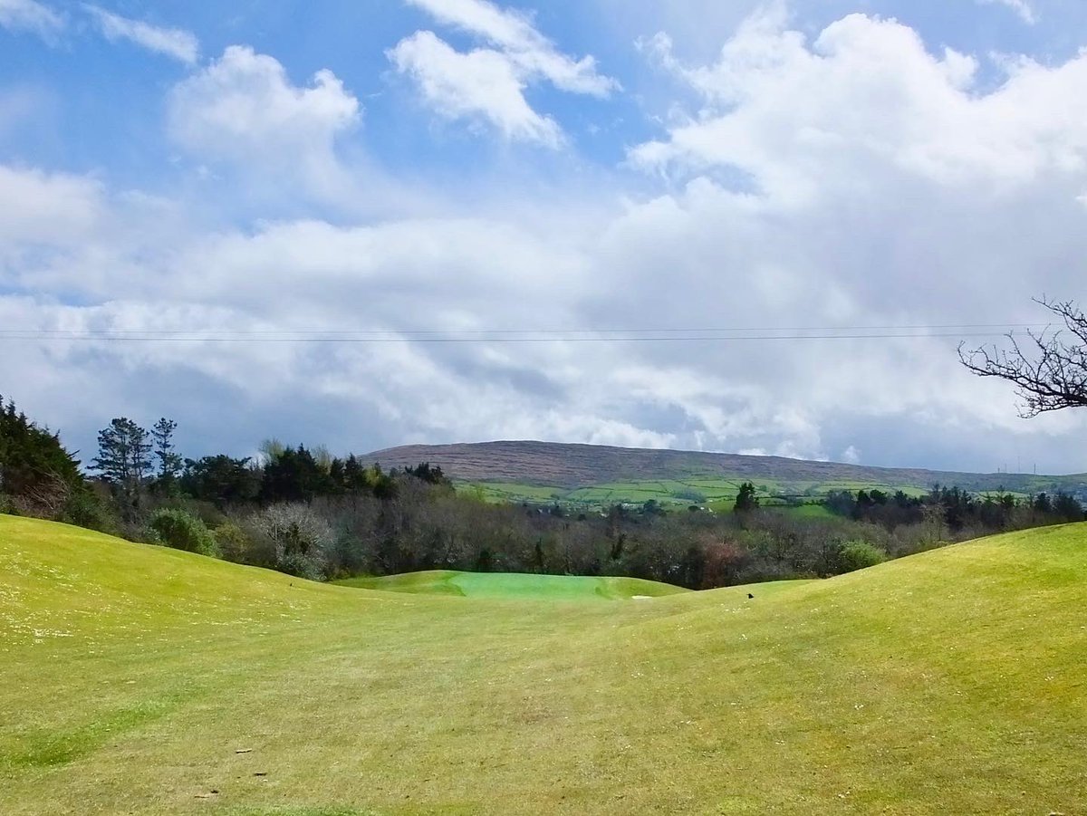 MJGolfGuides's tweet photo. ๐ฎ๐ช BANTRY BAY GOLF CLUB, IRELAND ๐ฎ๐ช
Review and hole-by-hole guide coming in the next two days on my website!
Course vlogs landing next week on YouTube!
@BantryGolfClub @GolfIreland_
#golf #golfcourse #golfcoursereview #golfireland #golfcourseireland #irishgolf https://t.co/Ke9Q6okcEH