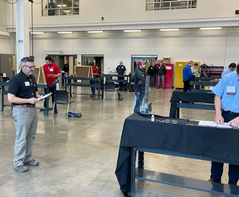 AlbericiCorp's tweet photo. Alberici's Zach Kemp and David Lindauer judge Missouri State Skills Competition at @statetechmo. They served as judges for competencies including axle/steering station, hydraulics, precision measurement, and HVAC. What a great way to support area students!
#buildingmytomorrow https://t.co/V0hJnlcXlI