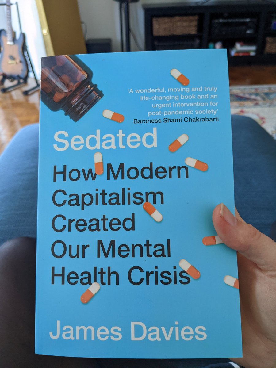 Bethszed's tweet photo. Ordering this to the US took a few weeks but was worth the wait as now I am now looking forward to this read by @JDaviesPhD twice as much!

#booktwt #booklove #avidreader #psychtwitter https://t.co/oj1IgDw5tN
