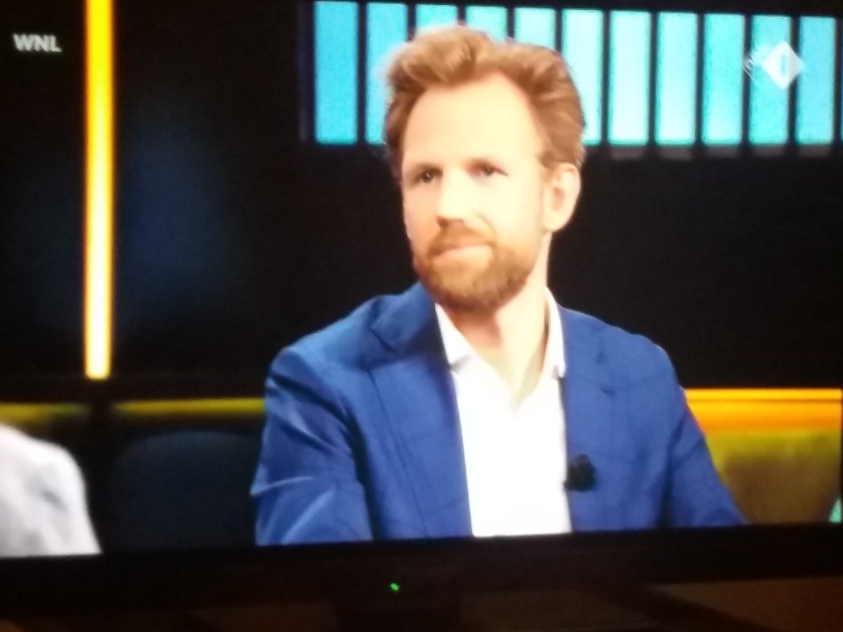 Ik hoorde <a href="/DennisWiersma/">Dennis Wiersma</a> net bij Op1 zeggen dat er bestuurders zijn die er een potje van maken. 
YES!!! Deze minister houdt niet per definitie de hand boven het hoofd van bestuurders! Sowieso vond ik het wel een sterk optreden van deze minister. 💪