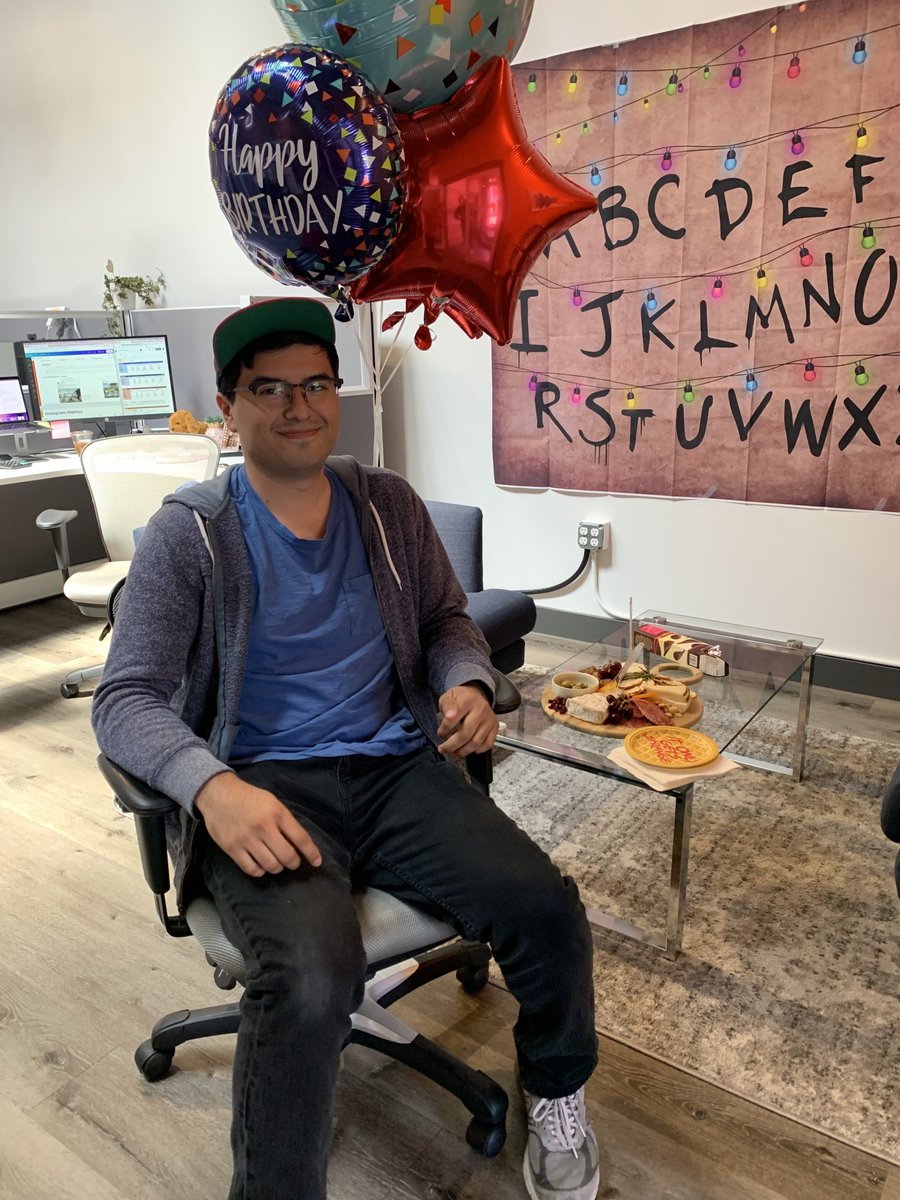Get_Community's tweet image. This week was very special! ✨ We celebrated our Video Editor, Bryan, for his birthday and his one year anniversary at Get Community. We are so lucky to have you!