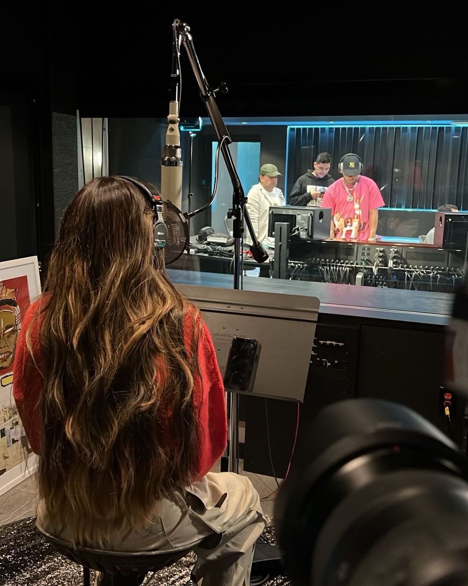 SonyMusicCol's tweet photo. …como la primera vezzz🎧🎶💕 @lesliegrace @Bozamusica https://t.co/85xYanKPed