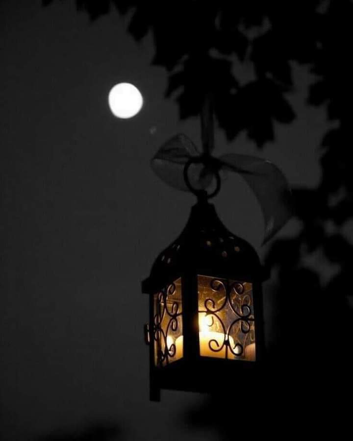 اكتمل القمر وانتصف شهر رمضان 🌙
ربي اغفر تقصيرنا علي مامضي من رمضان واعنا علي ما تبقي منه وبلغنا يارب جميعاً ليلة القدر 🤲❤️