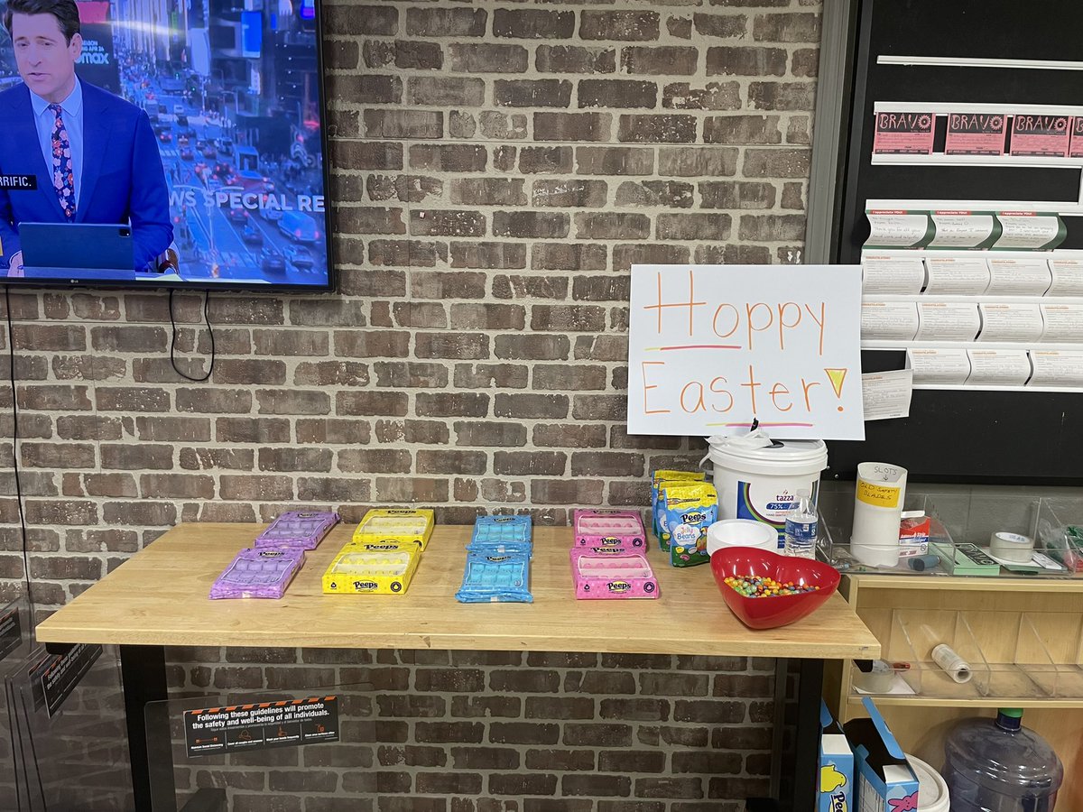 Alexis Sneed tweet media