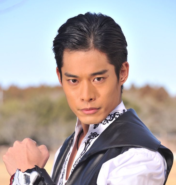 おはようございます！今日は威風の騎士リュウソウブラック、バンバ役の