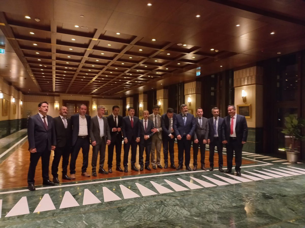 OsmanDalli_'s tweet photo. Cumhurbaşkanlığı Özel Kalem Müdürü Büyükelçi Sn.Hasan DOĞAN nazik davetinize çokça teşekkür ederiz. @hasandogan 
 Cumhurbaşkanlığı Külliyesi https://t.co/D4nsECp57u