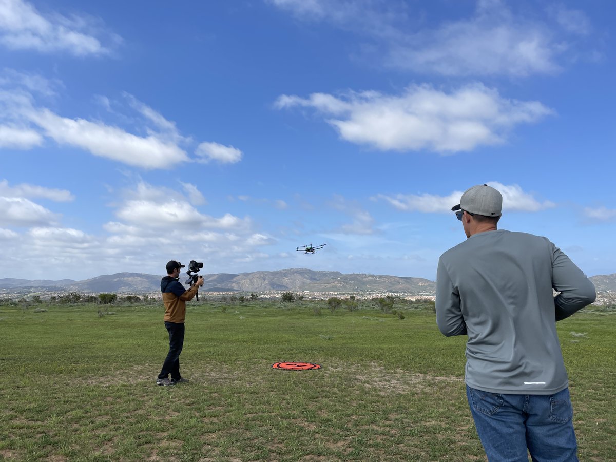 modal_ai's tweet photo. #FlightTestFriday filming something new... ๐
Join us at @AUVSIshow Orlando (Booth #1315) on April 25 - 28 to find out what's new with ModalAI! #XPO22 https://t.co/0xRCISaCDq