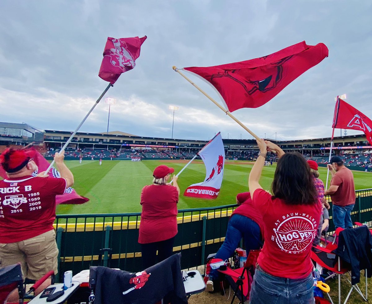benjamincody_'s tweet photo. Me and @gennierdiaz back on our bullshit 🐗⚾️🐗
#WPS #GeauxHogs https://t.co/AJka1o3zkd