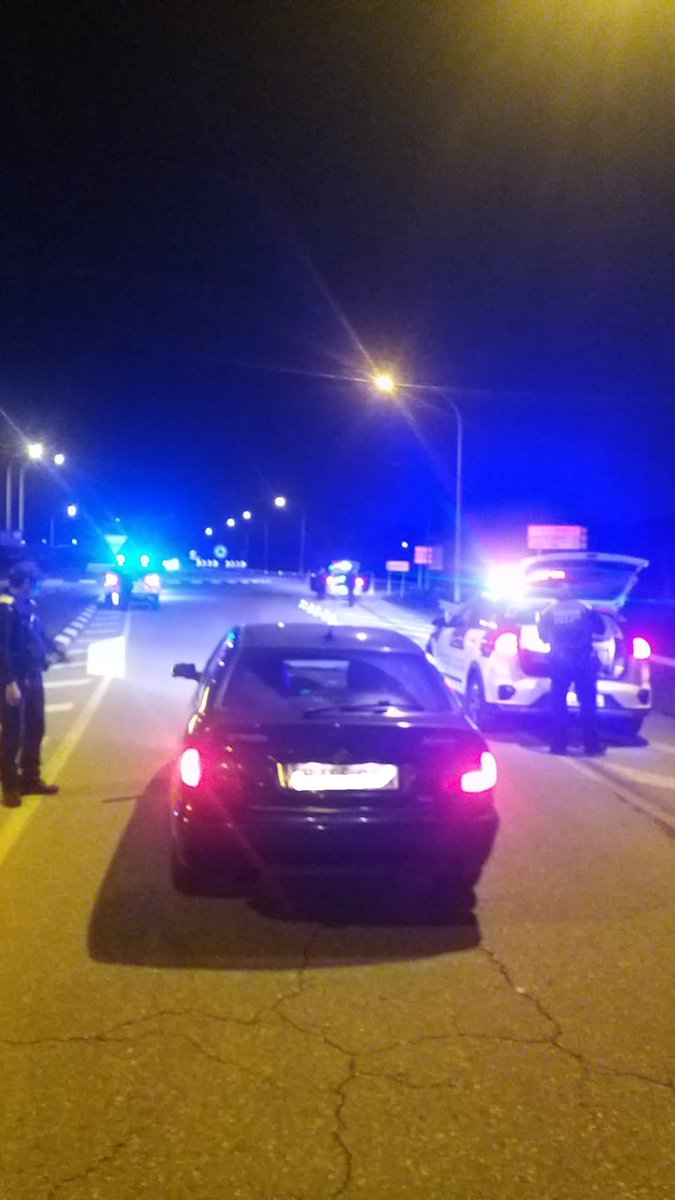 PoliAltafulla's tweet photo. Controls d’alcoholemia durant la nit a diversos punts aleatoris. https://t.co/WaNUVBNUFi