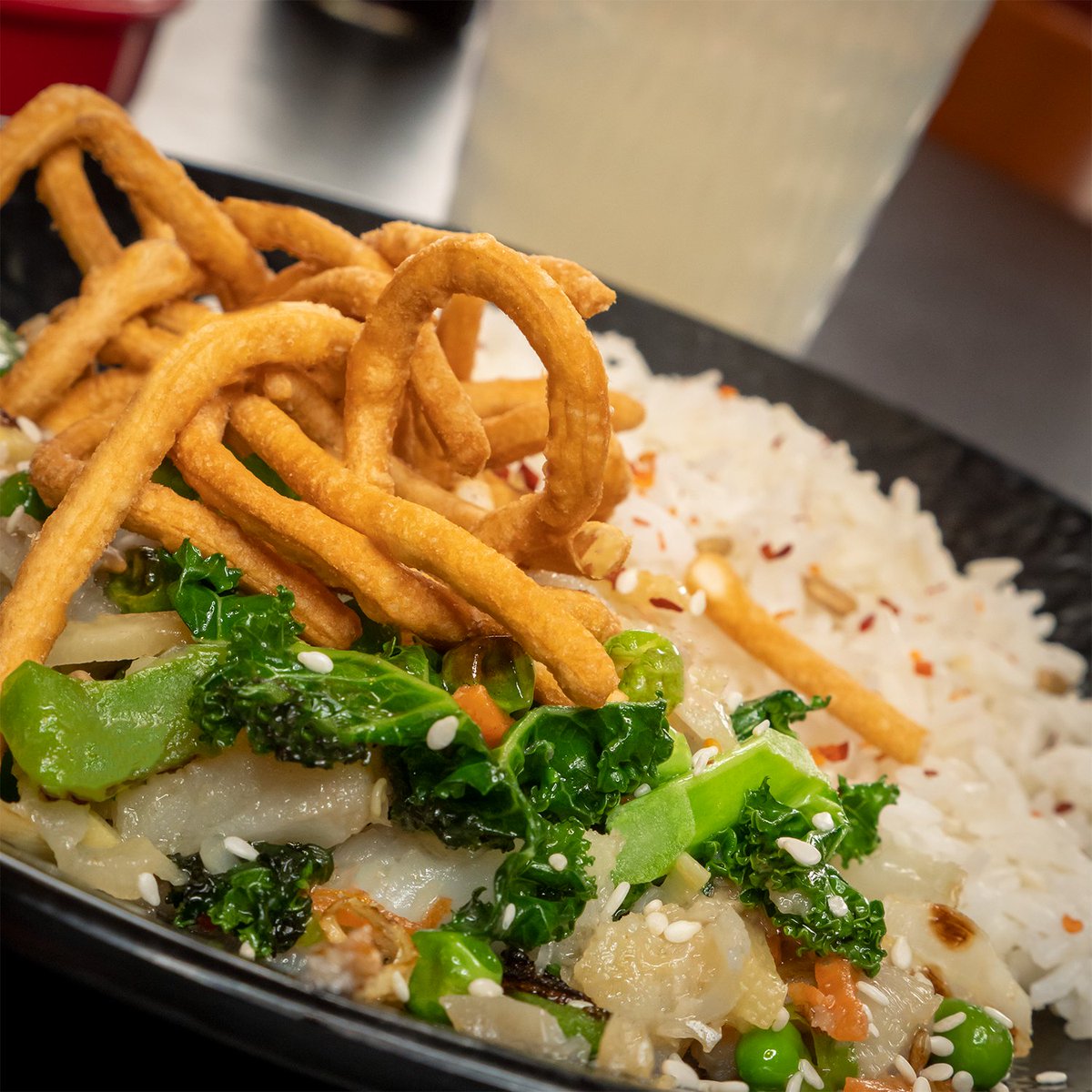 Tonight feels like a good night for some seafood.
Especially when it's cooked up to perfection in front of your perfect face!
.
#fish #friday #fishfriday #huhot #mongoliangrill #mongolian #grill #bbq #createyourown #allyoucaneat #stirfry