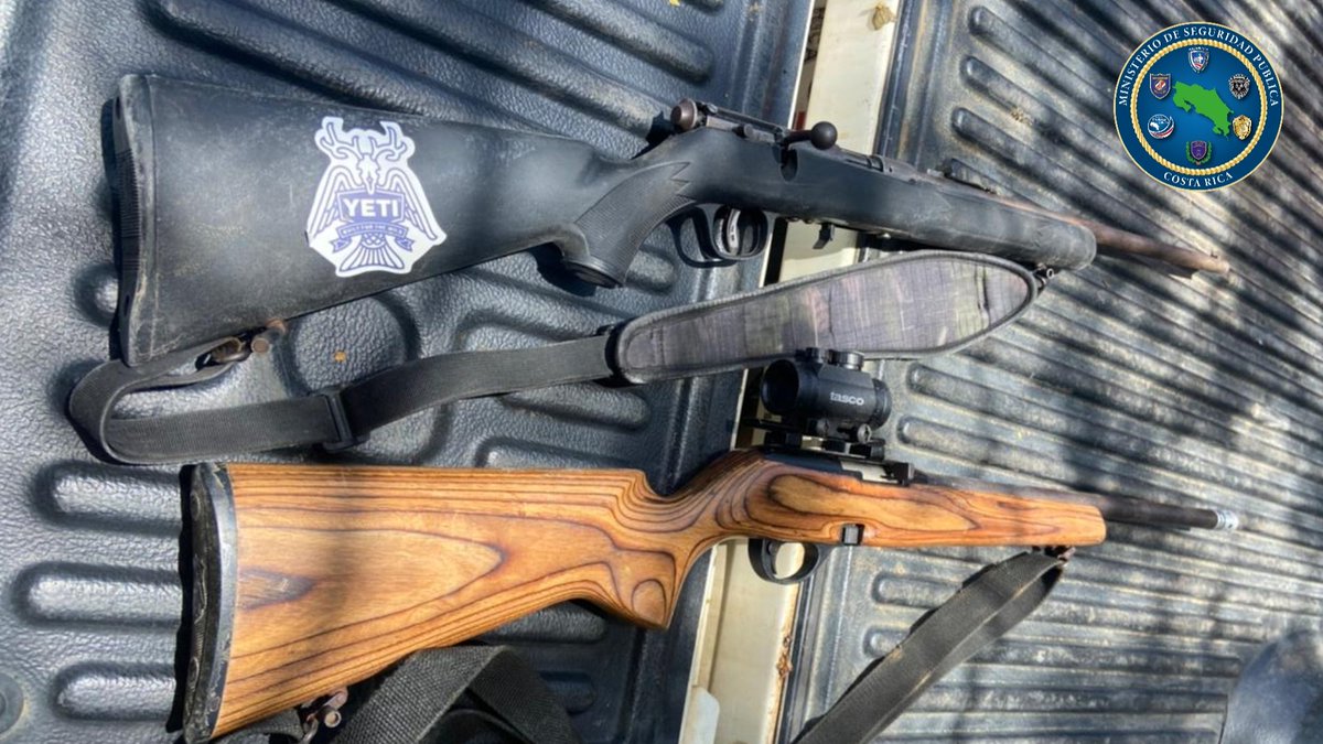 seguridadcrc's tweet photo. #Nandayure, #Guanacaste
#GuardacostasCR y @fuerzapublicaCR capturaron a cinco sospechosos de dar muerte, a balazos y pedradas, a un cocodrilo. Podrían enfrentar cargos por cacería ilegal y portación ilegal de arma permitida ante @FiscaliaCR de #Nicoya. https://t.co/Ery5fTO07g