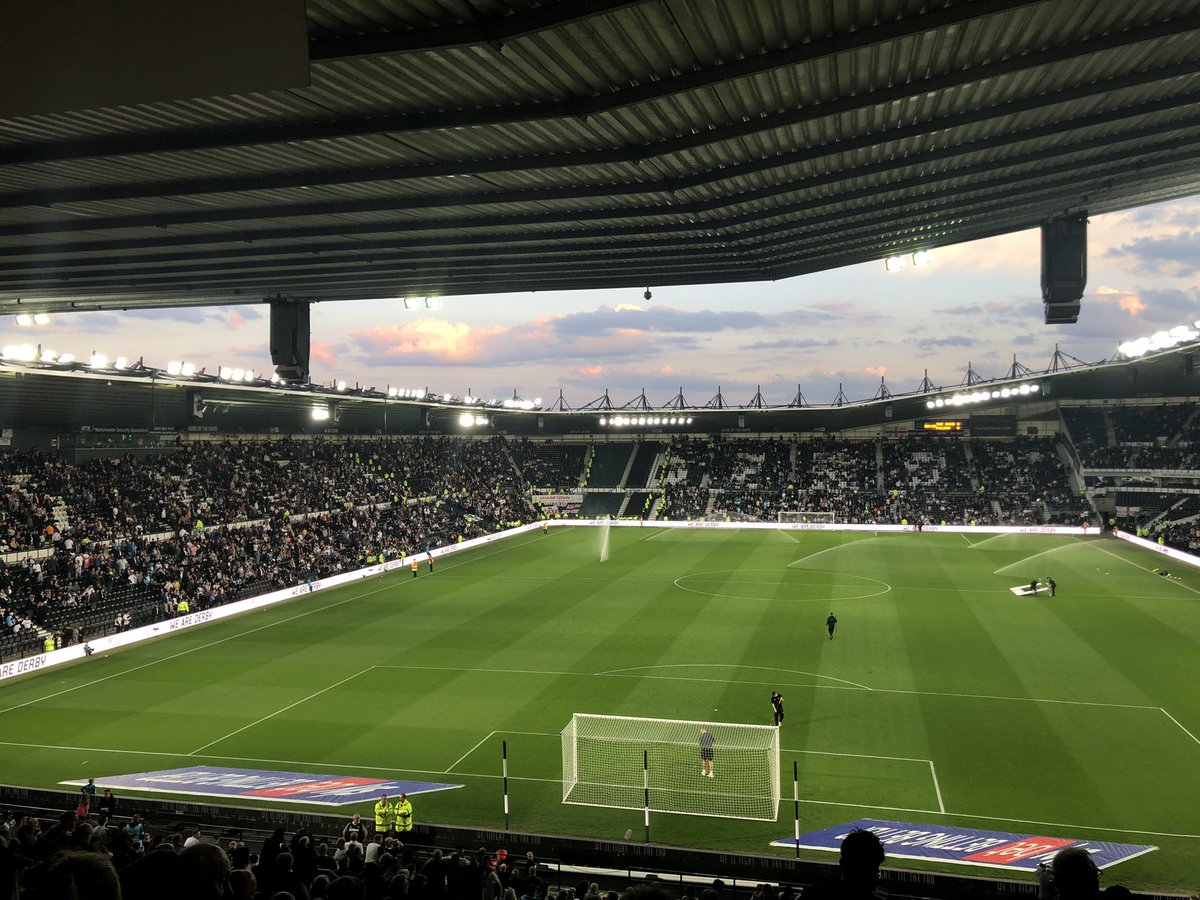FootballOllie's tweet photo. I had the immense pleasure of being witness to a colossal upset at Derby County’s Pride Park this evening.

What a result &amp; what a performance from Rooney’s resilient, relegation battling Rams to topple table topping Fulham. Extraordinary.

Fighting ‘til the end #DCFC #DERFUL 🐏 https://t.co/T7Akki9TRn