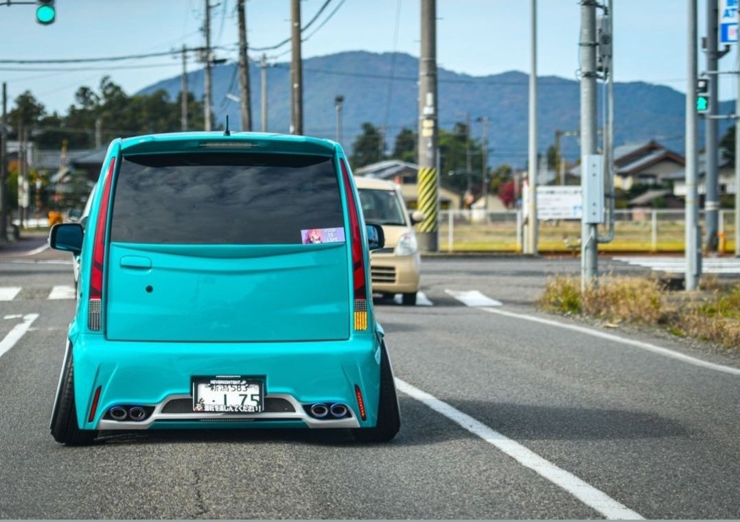 norikichi175's tweet photo. #DAIHATSU乗りはリツイートしてくれるらしい
メインと足車 https://t.co/QOqcxgvJED