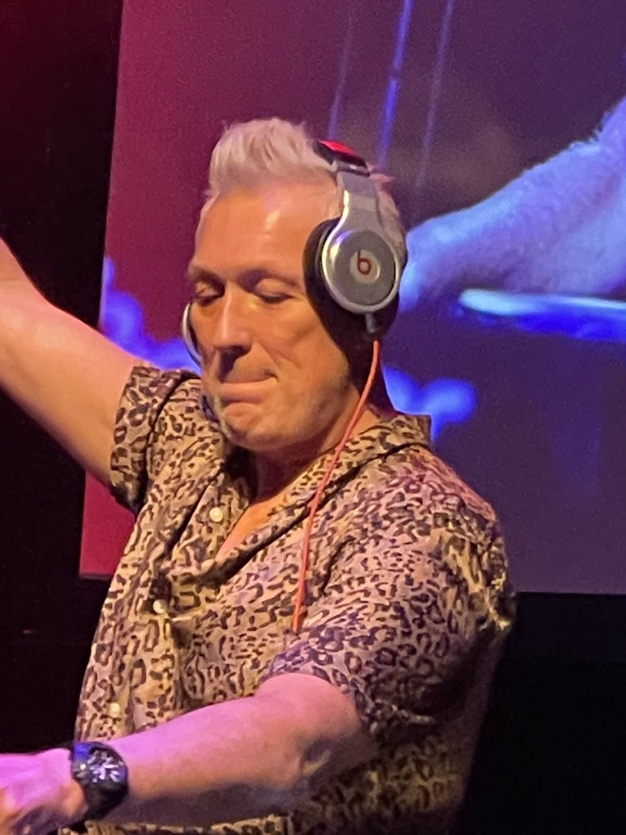 ⁦<a href="/realmartinkemp/">Martin Kemp</a>⁩ You were fabulous - thank you very much for coming to King’s Lynn 🎤🎧🎶