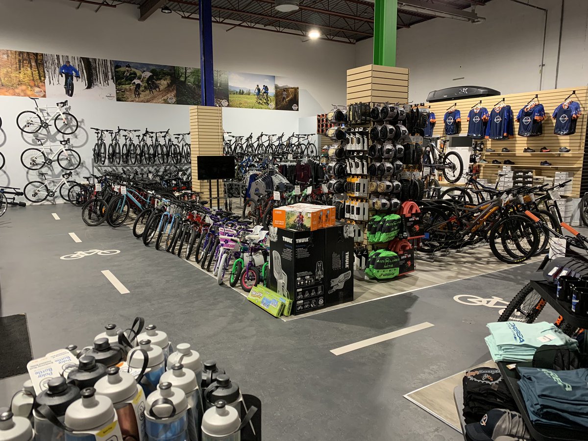Explore Velo tweet media