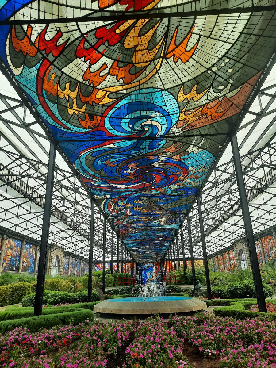 Cosmo vitral jardin botánico Toluca, Edo. de México