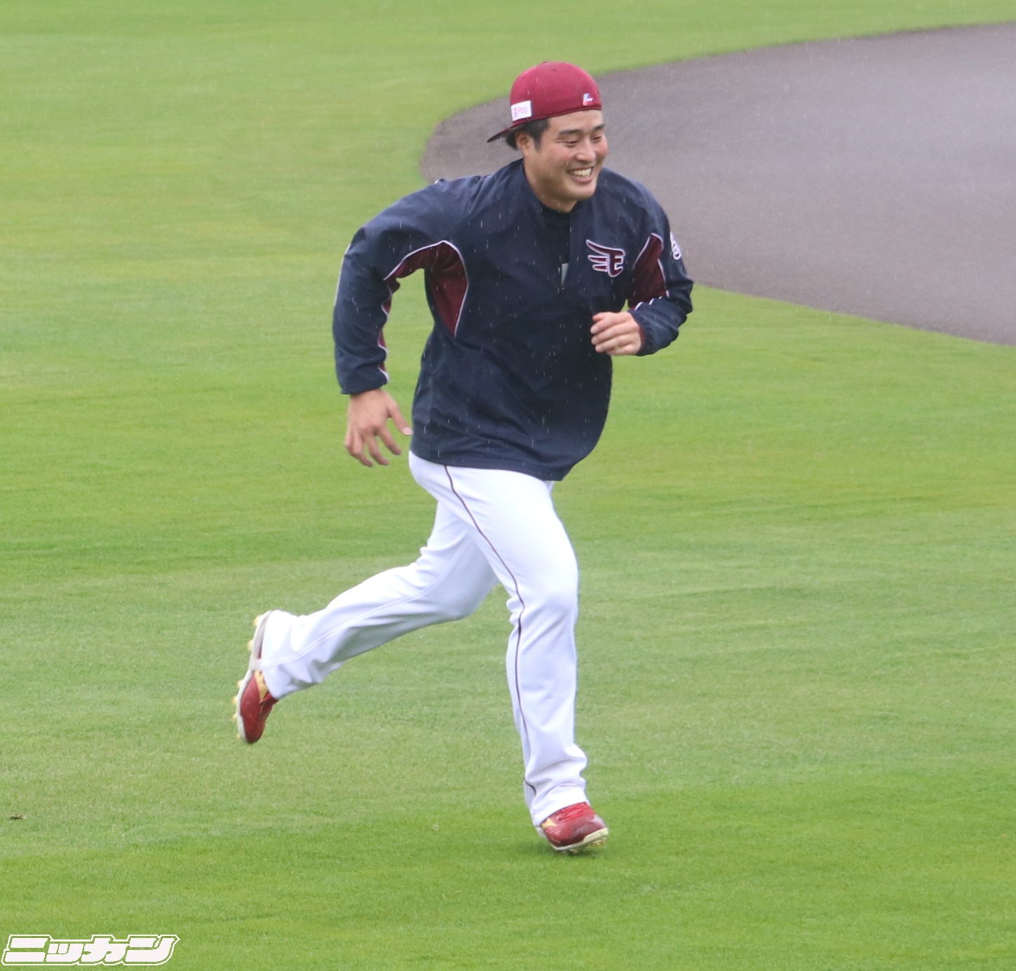 日刊スポーツ楽天犬鷲番 ゆもと 予告先発 17日ソフトバンク戦 鹿児島 の先発は 滝中瞭太 投手 今季成績 ２試合０勝０敗 防御率１ 50 写真は15日の投手練習から Rakuteneagles 楽天イーグルス T Co P3njymhjay Twitter