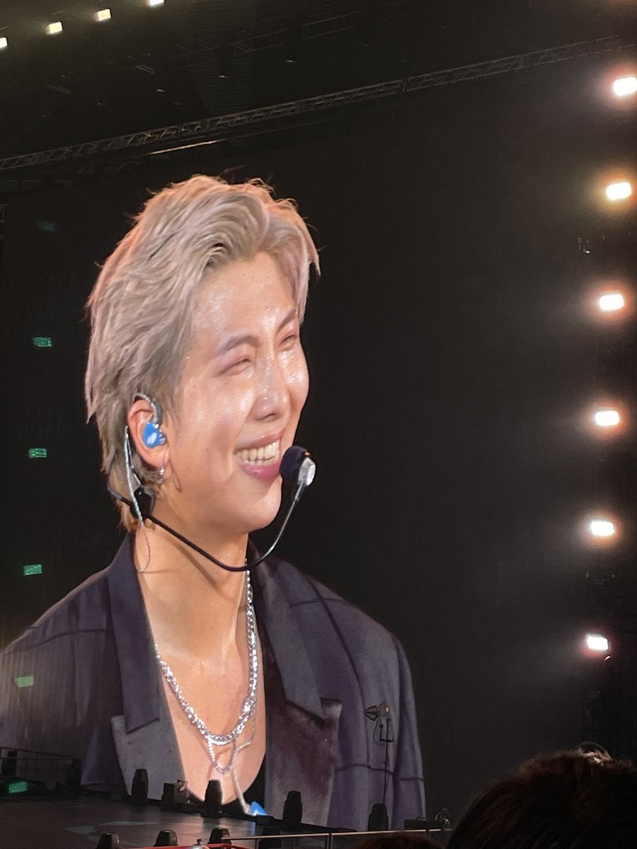 seokgieternal's tweet photo. NAMJOON YA DEJA DE ENORARME NO PUEDO MÁS https://t.co/AOhtMIBy7F