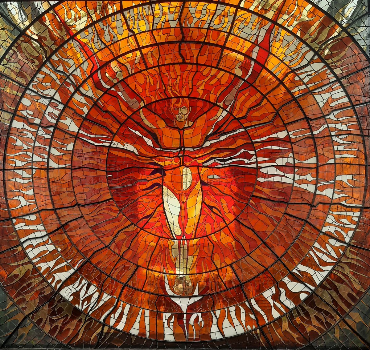 El hombre del sol, cosmo vitral