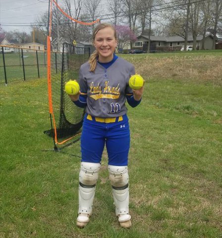 MiamiExpress18A's tweet photo. “2” 💣 alert ⁦@Jwinfrey04⁩ today in high school ball.  Kids is going to tear it up next year in college.                             Go Hounds!!  Go Express!! #allgasnobrakes           ⁦@sfccmoSB⁩                 ⁦@sfccSBcoach⁩ https://t.co/L7Bdw2Q8qT