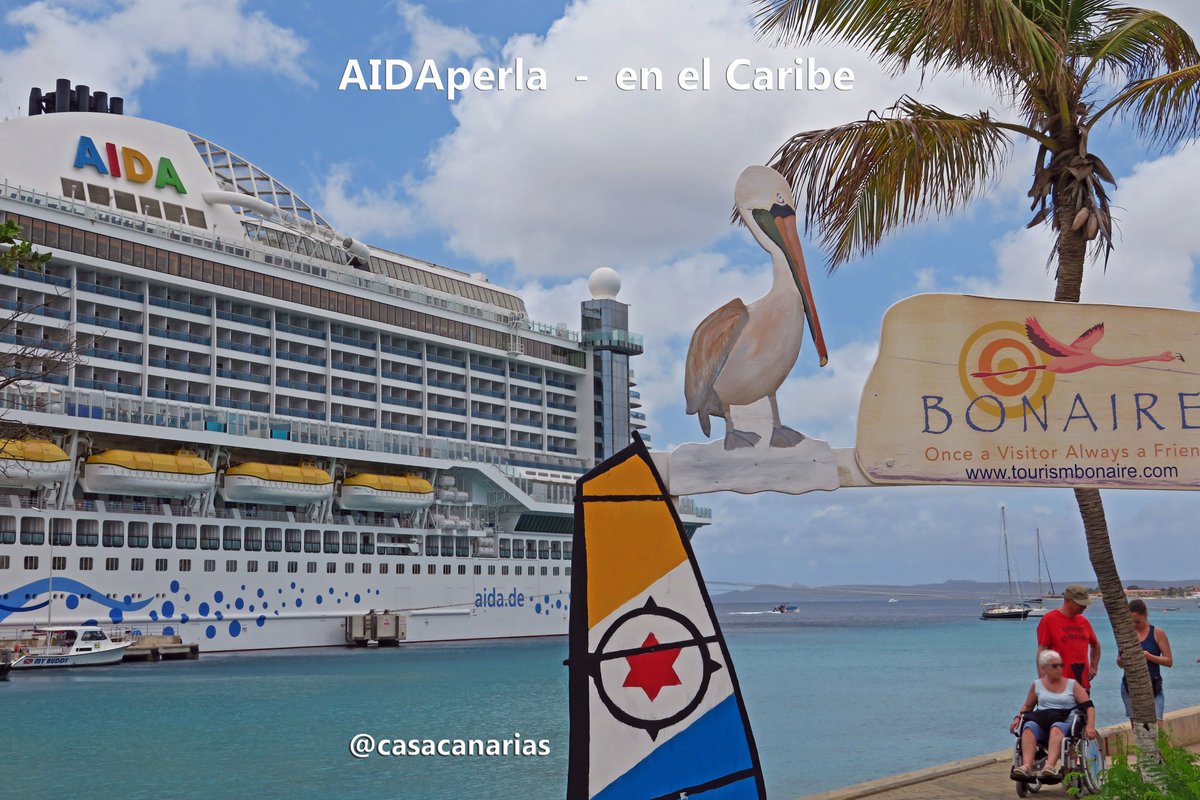 casacanarias's tweet photo. ⚓️HOY 🇮🇨 #AIDAperla - Después de muchos días por el Atlántico - la primera luz es el #FaroDeOrchilla de #ElHierro,  #IslaDelMeridiano.
Destino es #Tenerife. 🚢
FELIZ REGRESO A #CANARIAS.🧭
#SantaCruzDeTenerife. Destino final: el puerto de #Hamburg o.🇩🇪 #aidamomente #Kreuzfahrt 🌐 https://t.co/K2jqpJ7TZ0