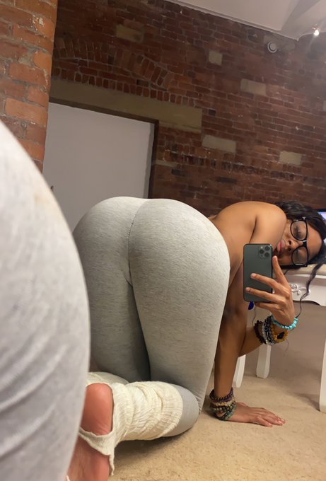 lip slip https://t.co/yrkxvvhMsR<a href="/tag/fightspace"class="tags"><span>#fightspace</span></a>