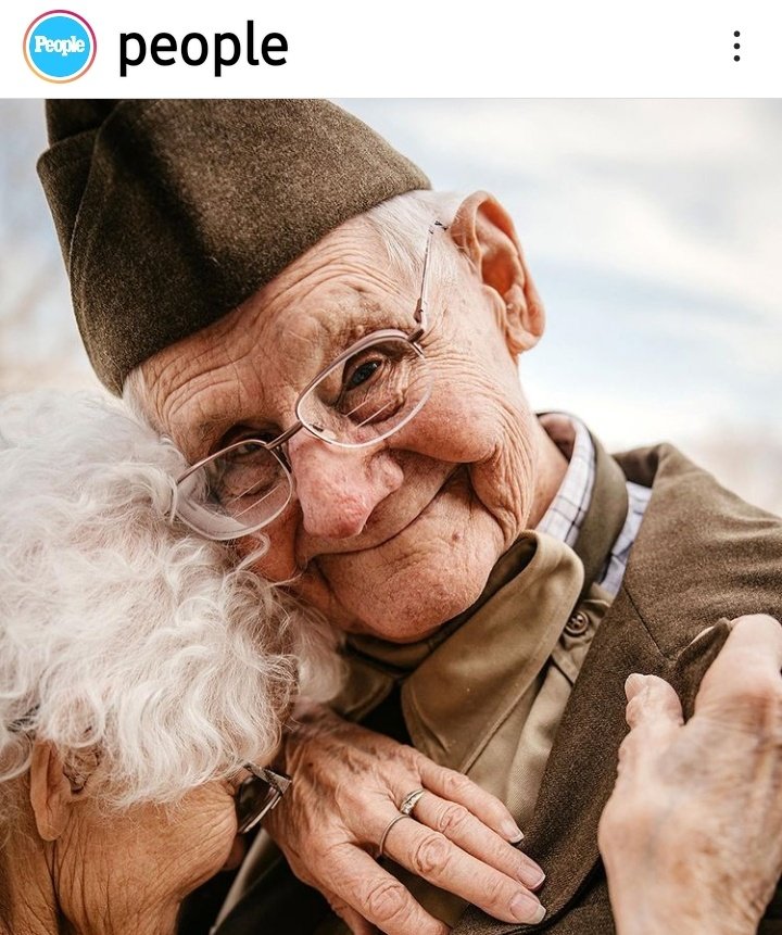 AriaaJaeger's tweet photo. Nancy, 87 and Melvin, 91 Lubbers celebrated their 70th anniversary with a photoshoot. They have 5 children 12 grandchildren and 21 great-grandchildren! 
Via @people 
📸 by their granddaughter, Anna Behning Caters
#relationshipgoals https://t.co/oSg2U5T71s