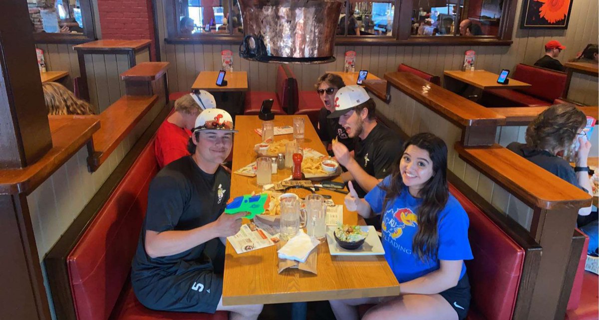 Team dinner invite sneak attack!! I mean cmon, how was this not obvious?

Anyways, post-dub assassins elim, Braden eliminates Vivian!