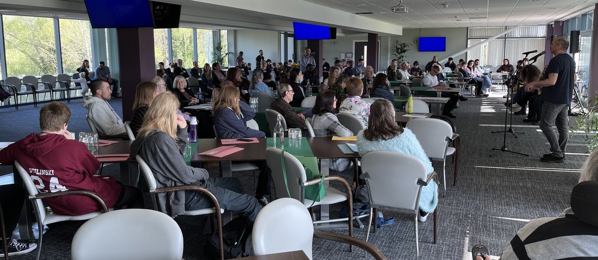 GLOBAL CONFERENCES- Day 1 | Weekend 2: Wales

Teams of friends &amp; communities stretching across the breadth of Wales came together in Cardiff for a creative and musical first day! (1/3)

Daily media shared through all official accounts of <a href="/UKBahais/">Baháʼís of the United Kingdom</a> 👀✨

bit.ly/3OaL5QZ