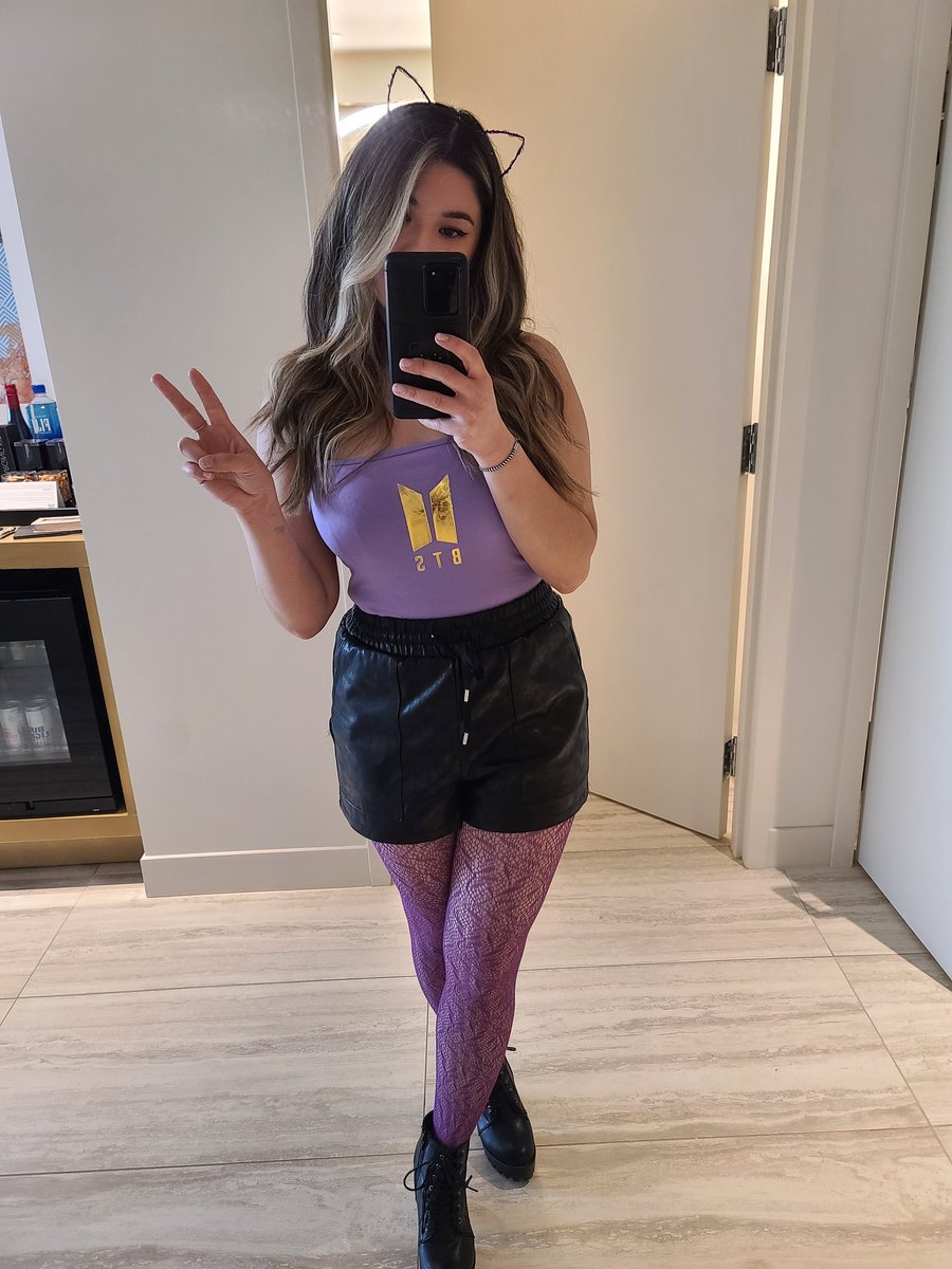 Happy Friday Twitter! #bts #BTSARMY