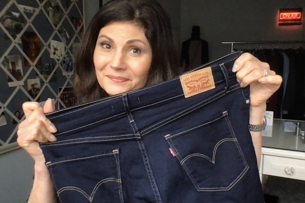 scarlettimage's tweet image. Who else has spent hours, days, or years trying to find jeans that fit and flatter?

Read more 👉 lttr.ai/vkhM

#CurrentTrend #SpentHours #ShareTips #DecadesAgo