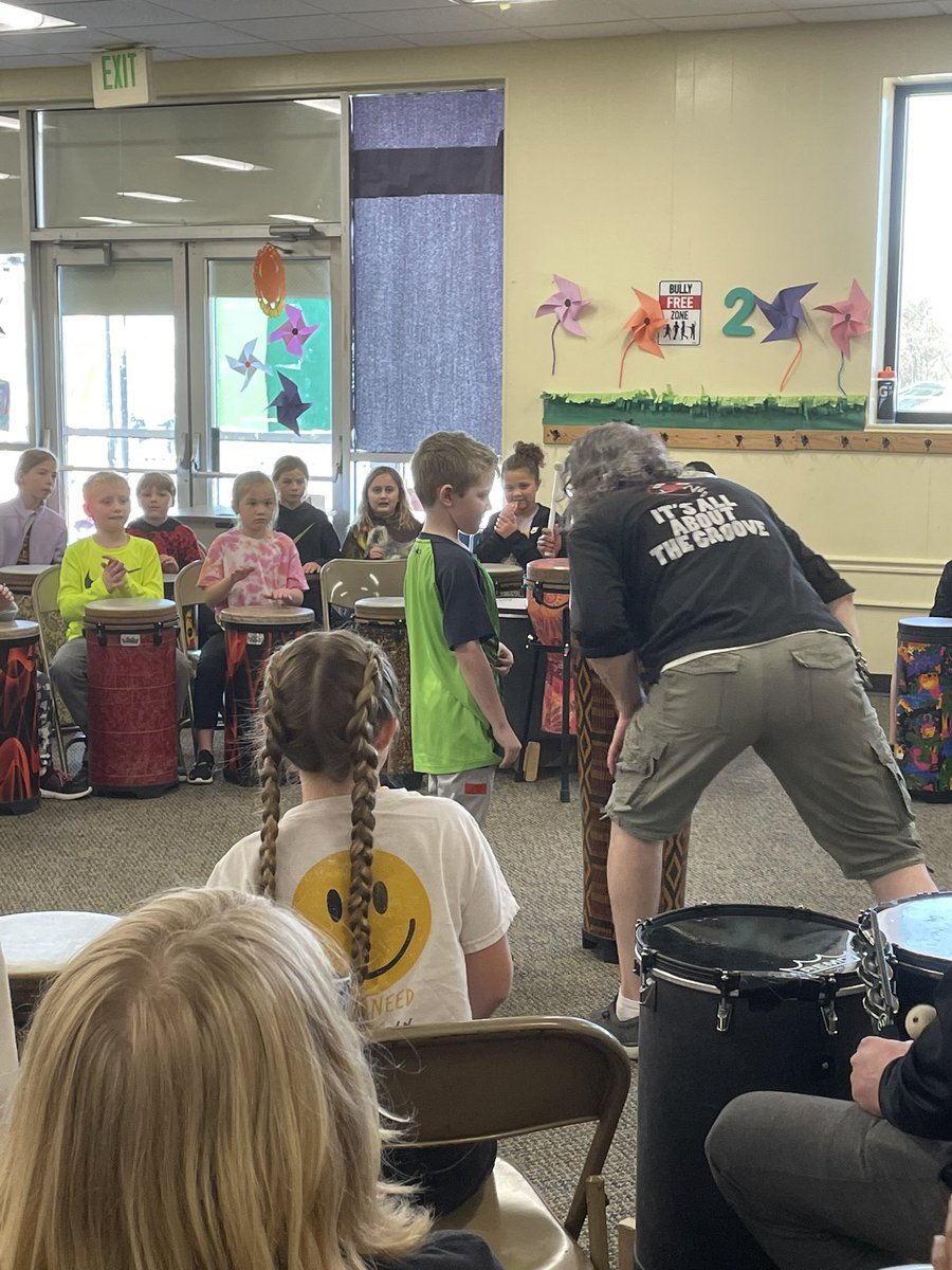 Simpson2ndgrade's tweet photo. 🥁Bongo Boy field trip today!🪘 https://t.co/3x5TPBqxaF