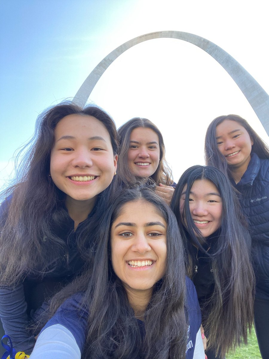 carletonwgolf's tweet photo. With the cold MN weather cancelling our tournament this weekend, we are reminiscing about the warm weather and our first tournament of the season in St. Louis! https://t.co/NBrxbs3MMo