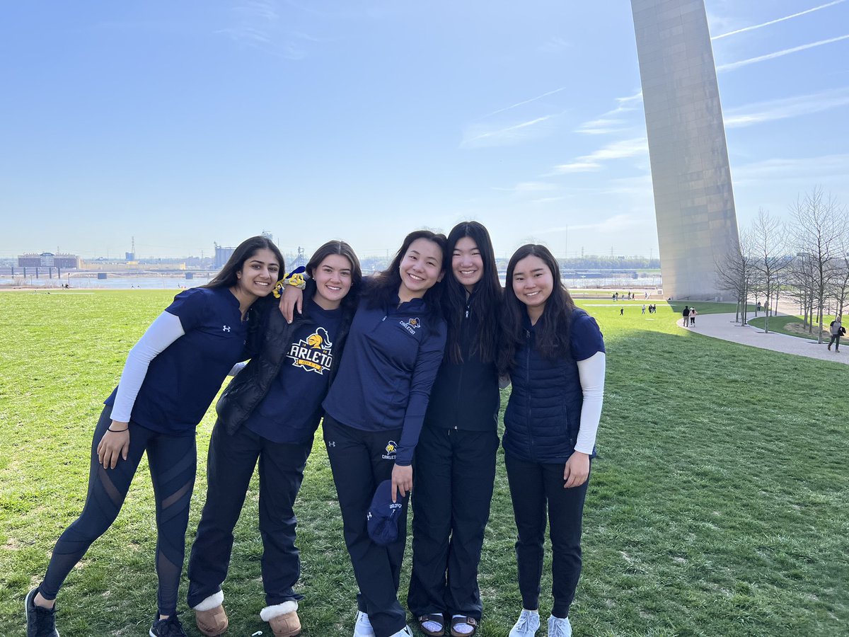 carletonwgolf's tweet photo. With the cold MN weather cancelling our tournament this weekend, we are reminiscing about the warm weather and our first tournament of the season in St. Louis! https://t.co/NBrxbs3MMo