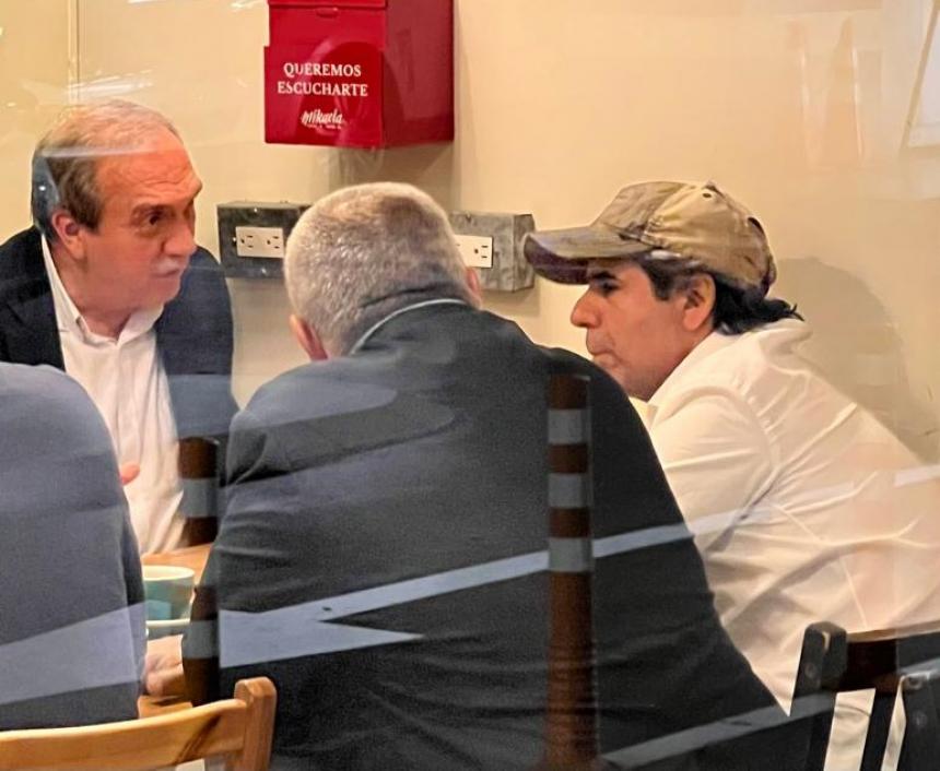 Petro le responde a Federico Gutierrez con foto de Char y Luis Alfredo Ramos