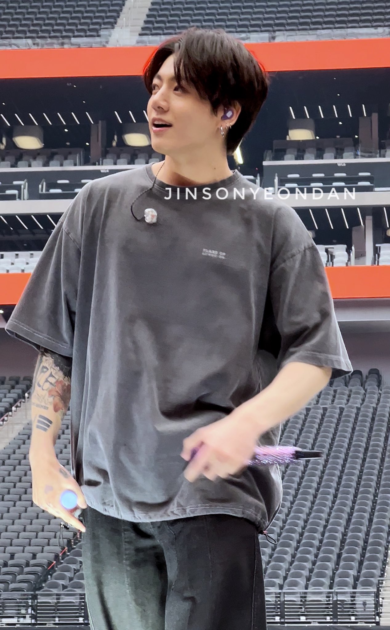 BTS ラスベガス公演 サウンドチェック Merch PTD☆Las Vegas☆サウンドチェック ジョングク | BTS☆ 星から来