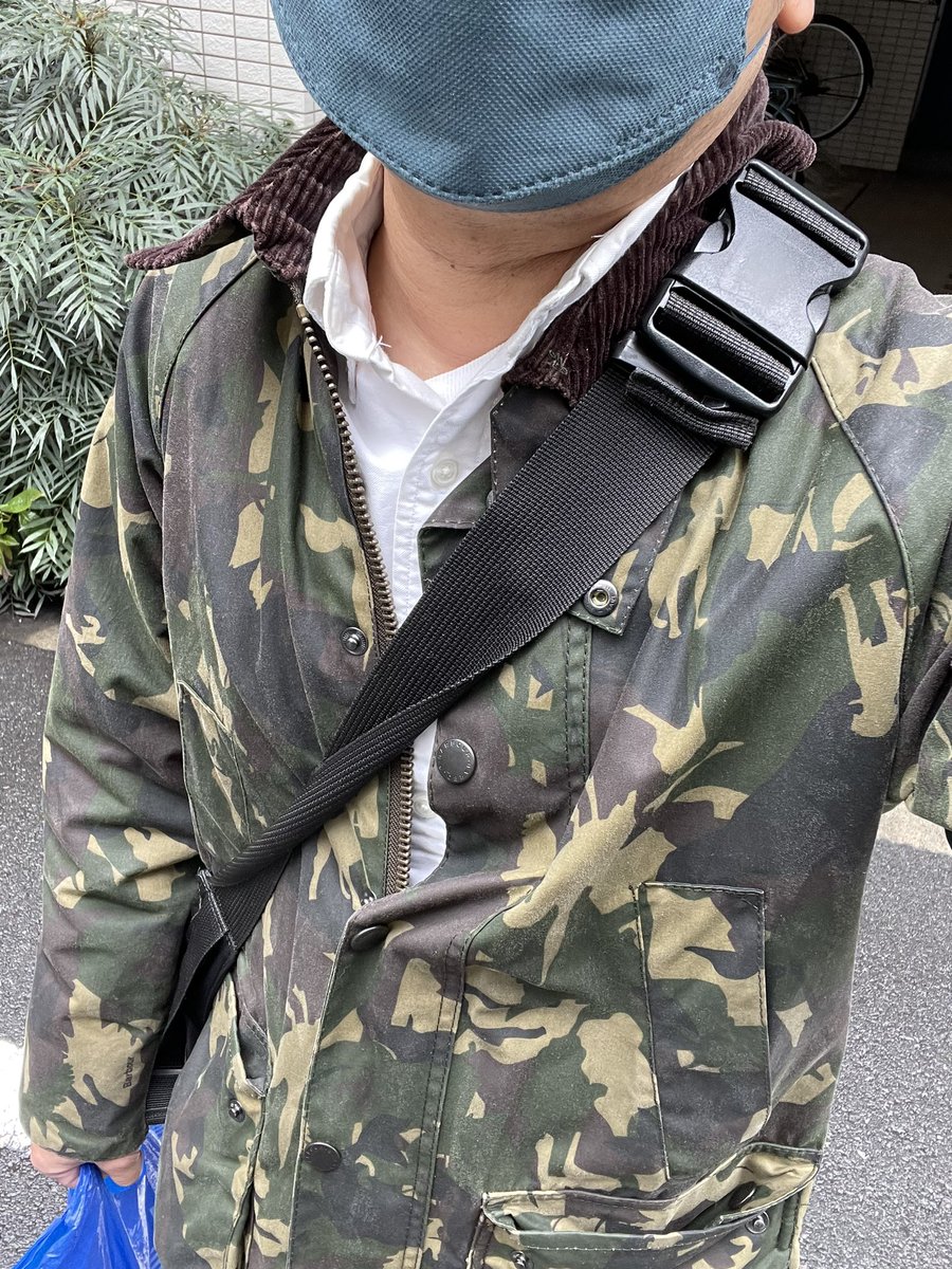 Haman01's tweet photo. 少し寒いよね。
#barbour
#MUJI
#PT05
#NewBalance576G
#GMWB5000D https://t.co/GgICHbD5nG