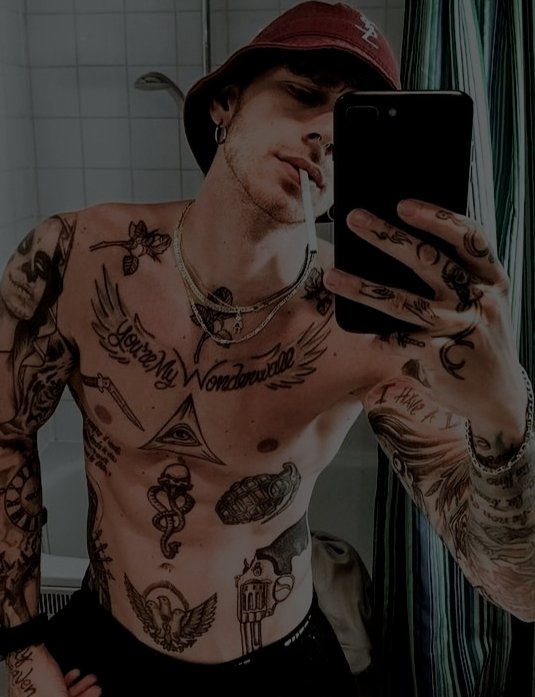 ㅤ ㅤㅤ                        

ㅤ ㅤㅤ                        Ella está clara que el polvo 𝘴𝘦 𝘳𝘦𝘱𝘪𝘵𝘦, la tengo 𝘦𝘯𝘤𝘪𝘮𝘢 y no se quita las nike.