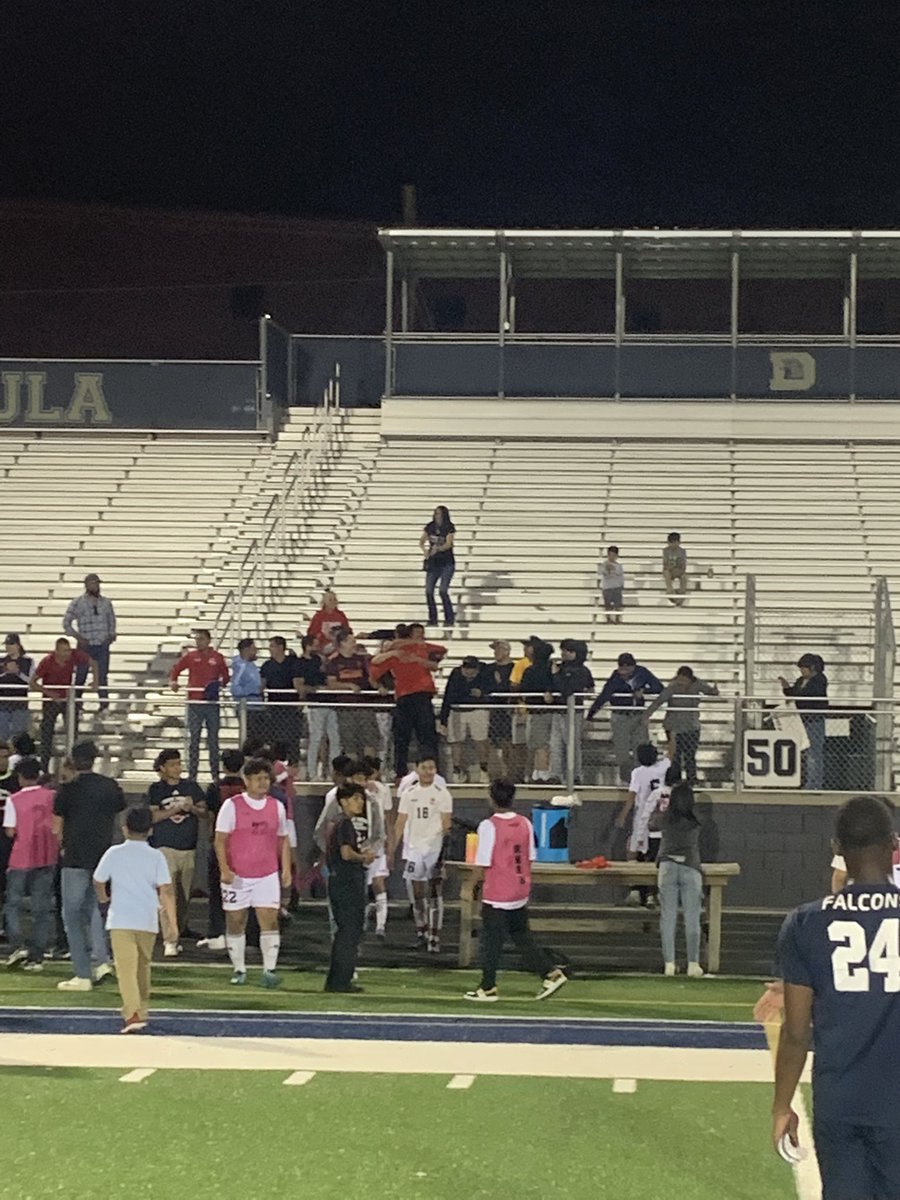 osbcardinals's tweet photo. Cardinals win!!!! On to round 2! #Grit @rlosbornehs @CCSD_AD @OfficialGHSA  @mdjonline https://t.co/iJ5HcfzopV