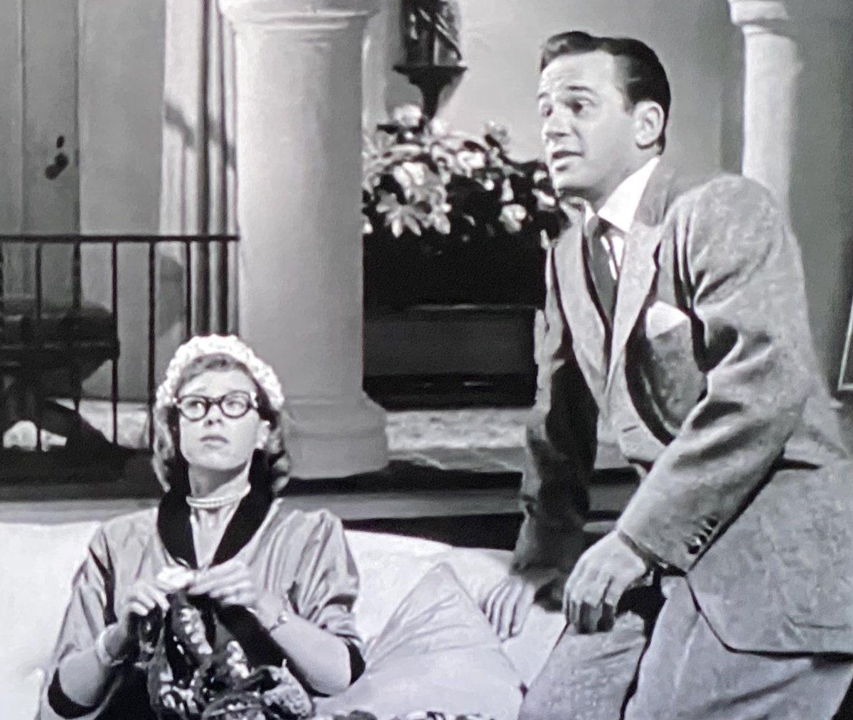 RichardDCarlson's tweet photo. 9/ One of my favorite minor characters in “Try and Get Me” is Vi Clendenning (Lynn Gray), wife of Gil’s boss Hal. I love her glasses and the way she sits around crocheting at the dinner party. My kinda gal! #TryAndGetMe #NoirCityHollywood https://t.co/Eh0jiSK2cR