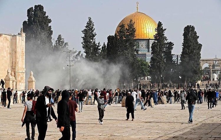 Filistin bir sınav kâğıdı
Her mü'min kulun önünde... 
#المسجد_الأقصى